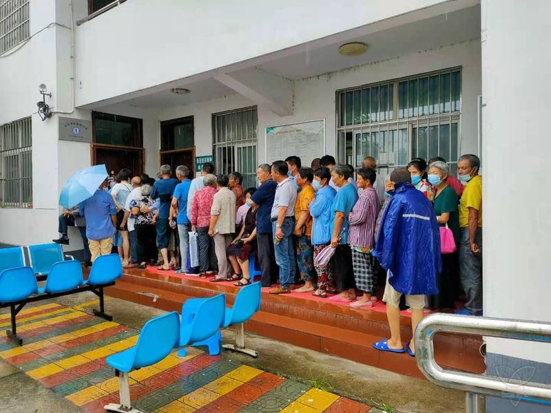 农场公司积极推进疫苗接种实现“应接尽接”